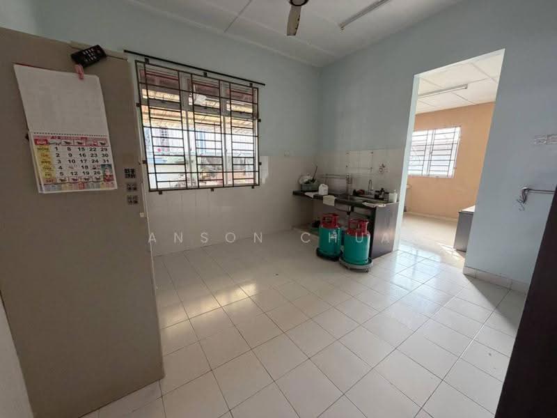 Rumah Teres 1-Tingkat untuk Dijual di Taman Pelangi Indah (Ulu Tiram) - Anson Chua - Kitchen - PropertyGuru.com.my