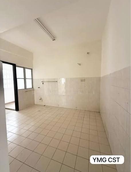 2-storey Terraced House for Sale in Shah Alam (Selangor) - Stephanie Lim - Kitchen - PropertyGuru.com.my