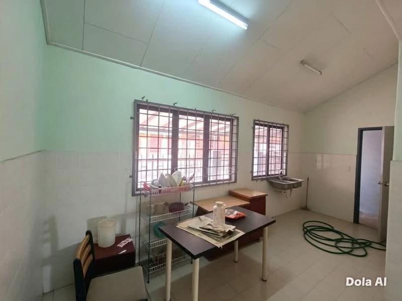 2-storey Terraced House for Rent in Taman Ozana Impian (Bukit Katil) - Ys Ng - Kitchen - PropertyGuru.com.my