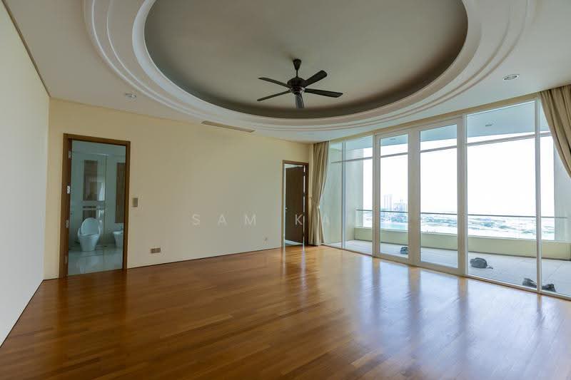 Kondominium untuk Disewa di 8 Gurney (The Shore Condominium) - Sam Kam - Bathroom - PropertyGuru.com.my