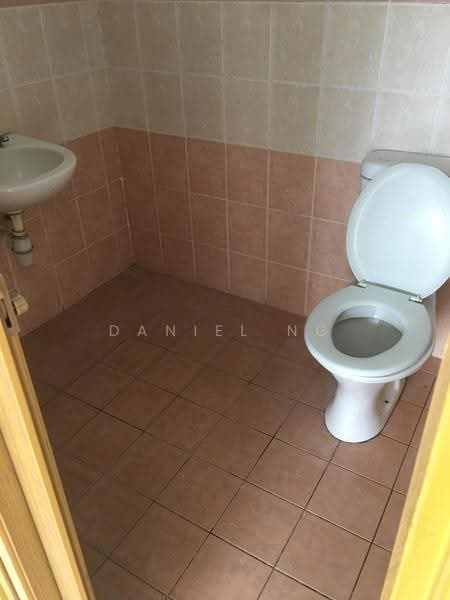 2-storey Terraced House for Sale in Taman Bukit Permai (Kajang) - Daniel Ng - Bathroom - PropertyGuru.com.my