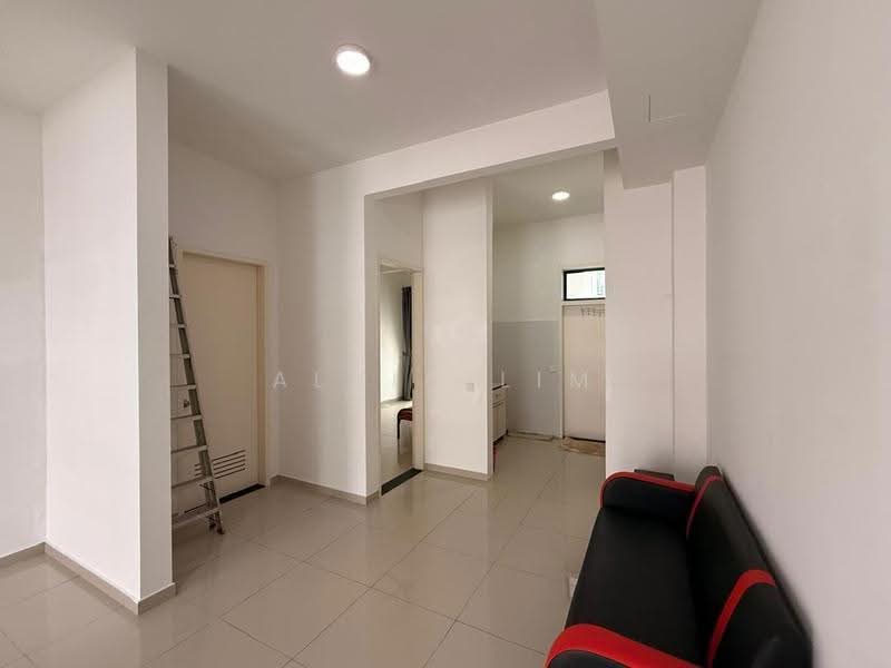 Terraced House for Rent in Kota Masai (Pasir Gudang) - Alvin Lim - Living Room - PropertyGuru.com.my