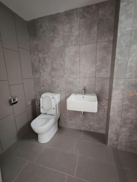 Kondominium untuk Disewa di Tuai Timur - Veni Foo Yoke Fuang - Bathroom - PropertyGuru.com.my