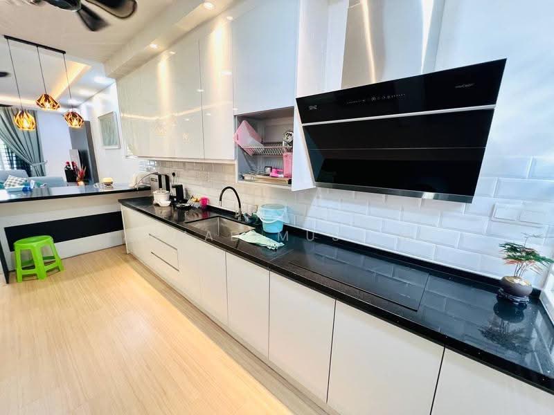 Terraced House for Sale in Sepang (Selangor) - Ahmad Muslim - Kitchen - PropertyGuru.com.my
