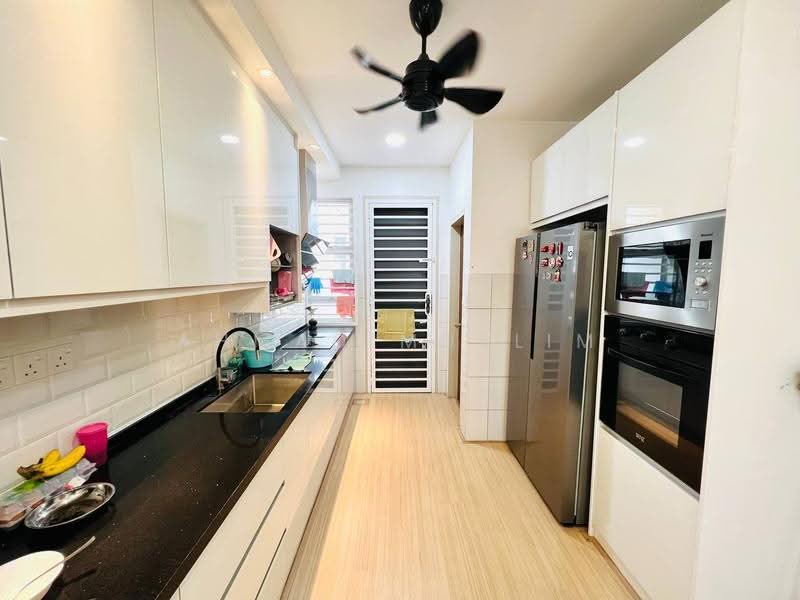 Terraced House for Sale in Sepang (Selangor) - Ahmad Muslim - Kitchen - PropertyGuru.com.my