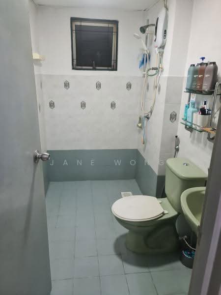 Condominium for Sale at Puncak Nusa Kelana - Jane Wong - Bathroom - PropertyGuru.com.my