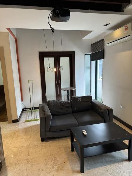 Kediaman Servis untuk Disewa di 10 Semantan Suites - Tee Kien Siang - Living Room - PropertyGuru.com.my