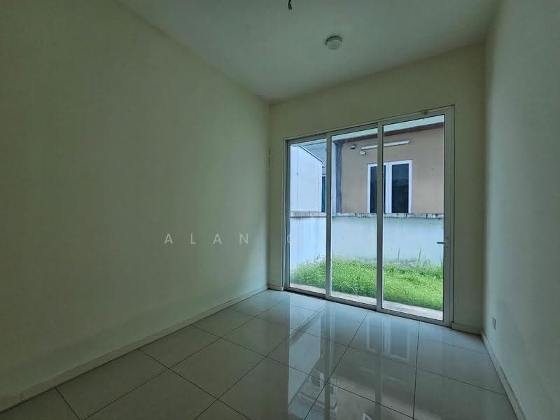 Rumah Berkembar untuk Dijual di Taman Cheras Idaman (Cheras) - Alan Chan - Living Room - PropertyGuru.com.my