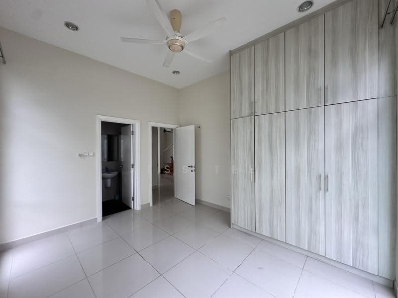 Semi-Detached House for Sale in Setia Eco Park (Setia Alam) - Jess Tee - Bedroom - PropertyGuru.com.my
