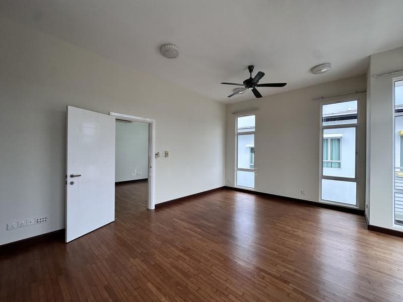 Semi-Detached House for Sale in Setia Eco Park (Setia Alam) - Jess Tee - Living Room - PropertyGuru.com.my