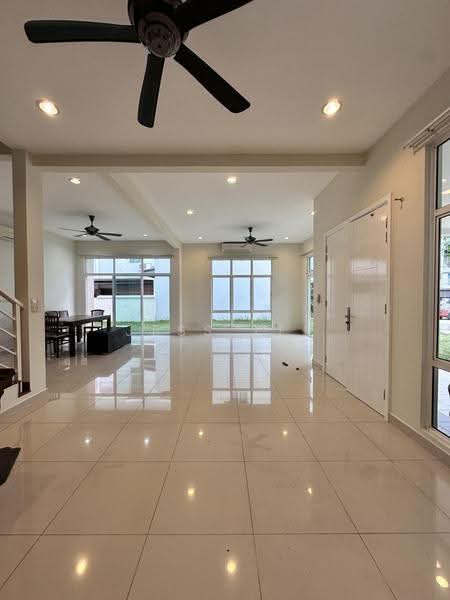 Semi-Detached House for Sale in Setia Eco Park (Setia Alam) - Jess Tee - Living Room - PropertyGuru.com.my