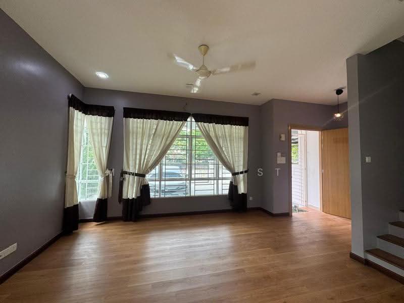 Semi-Detached House for Sale in Semenyih (Selangor) - Jimmy Augustin - Living Room - PropertyGuru.com.my