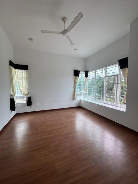 Semi-Detached House for Sale in Semenyih (Selangor) - Jimmy Augustin - Living Room - PropertyGuru.com.my