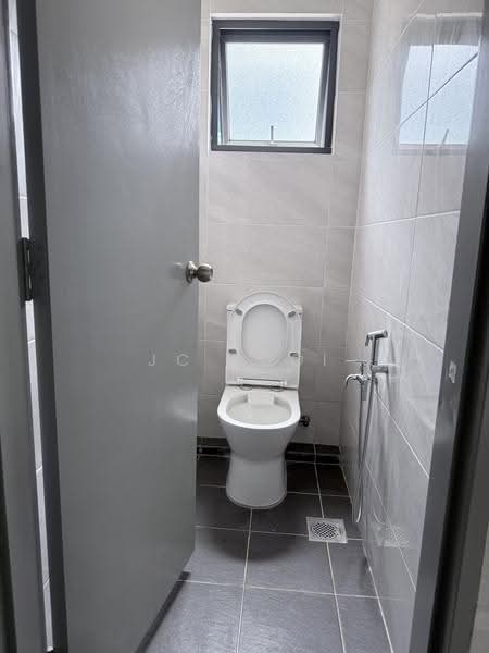 Kilang untuk Disewa di Shah Alam (Selangor) - JC Looi - Bathroom - PropertyGuru.com.my