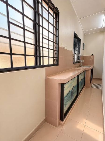 1.5-storey Terraced House for Sale in Taman Molek (Johor Bahru) - Queena Thye - PropertyGuru.com.my