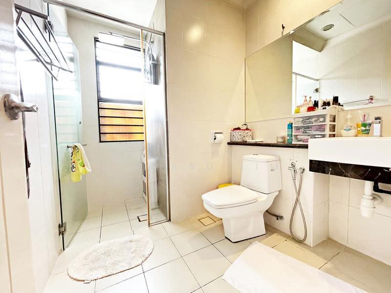 2-storey Terraced House for Sale in Putra Heights (Subang Jaya) - Gerrard Lim - Bathroom - PropertyGuru.com.my