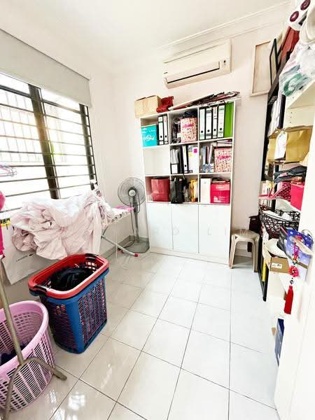 2-storey Terraced House for Sale in Putra Heights (Subang Jaya) - Gerrard Lim - Study - PropertyGuru.com.my