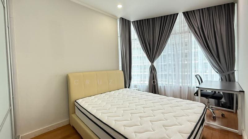 Service Residence for Sale at Sky Suites @ KLCC - Cruz Looi - PropertyGuru.com.my