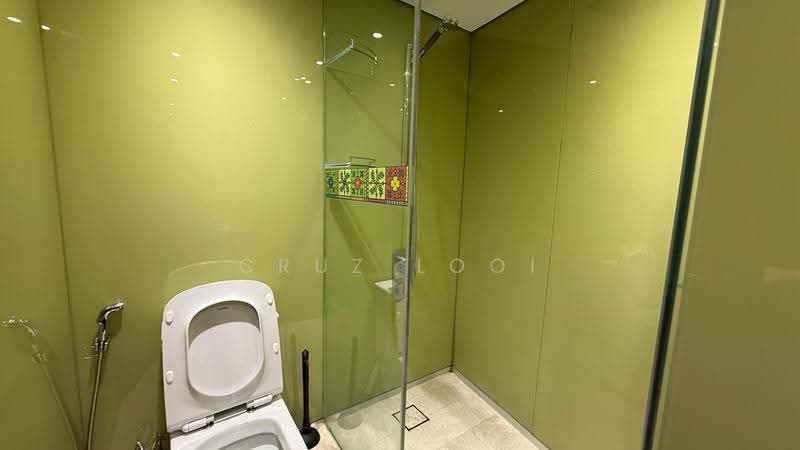Service Residence for Sale at Sky Suites @ KLCC - Cruz Looi - PropertyGuru.com.my