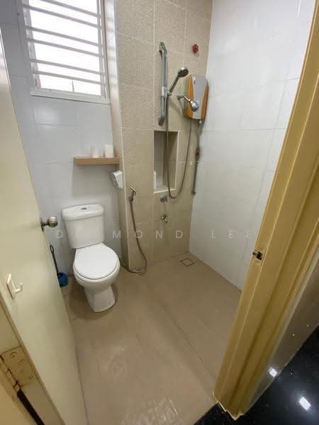 2-storey Terraced House for Sale in Taman Desa Tebrau (Tebrau) - Desmond Lee - Bathroom - PropertyGuru.com.my