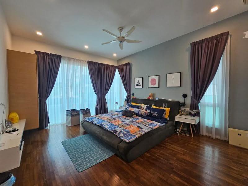Rumah Berkembar untuk Dijual di Taman Cheras Idaman (Cheras) - Alan Chan - Master Bedroom - PropertyGuru.com.my