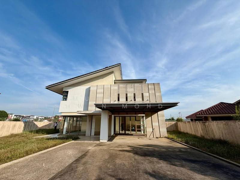 Bungalow House for Sale in Bandar Seri Putra (Bangi) - Muhammad Ridhwan Mohd Huzairi - Exterior - PropertyGuru.com.my