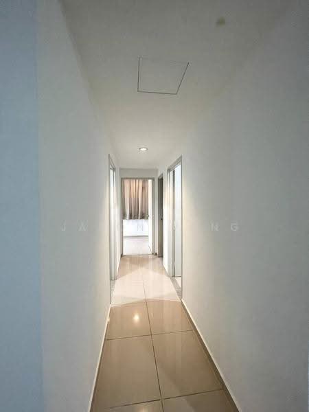 Kondominium untuk Disewa di Midfields - Jason Vong - Corridor - PropertyGuru.com.my