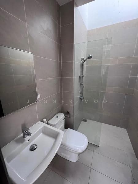 3-storey Terraced House for Sale in Taman Melawati (Ulu Kelang) - Jagger Moo - Bathroom - PropertyGuru.com.my