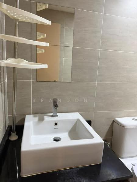 Kediaman Servis untuk Disewa di Maisson - Brandon . - Bathroom - PropertyGuru.com.my