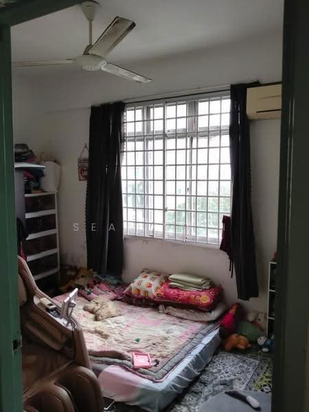Apartment for Sale at Bayu Puteri 1 - Sean Yeoh - Bedroom - PropertyGuru.com.my
