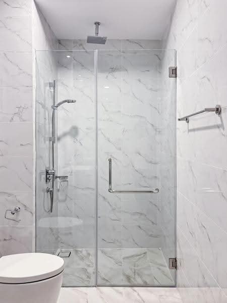 Service Residence for Rent at Met 1 Residences - Mico Wong - Bathroom - PropertyGuru.com.my