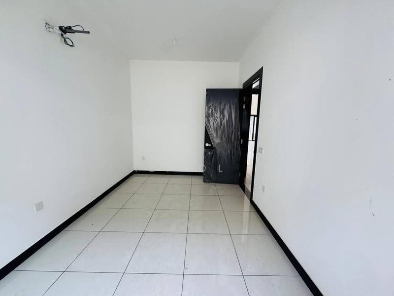 Rumah Berkembar untuk Dijual di Elmina (Shah Alam) - Azizol . - Interior - PropertyGuru.com.my