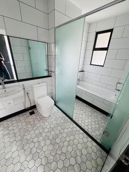 Rumah Berkembar untuk Dijual di Elmina (Shah Alam) - Azizol . - PropertyGuru.com.my