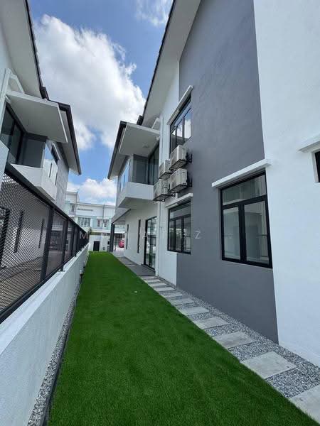 Semi-Detached House for Sale in Sepang (Selangor) - Mahafiz . - PropertyGuru.com.my