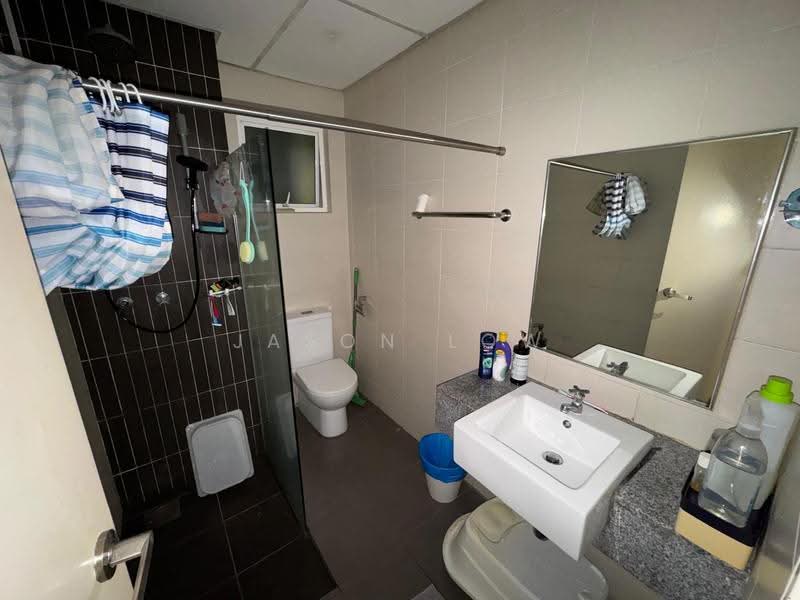Kediaman Servis untuk Disewa di Metropolitan Square Service Residence - Jason Low - Bathroom - PropertyGuru.com.my