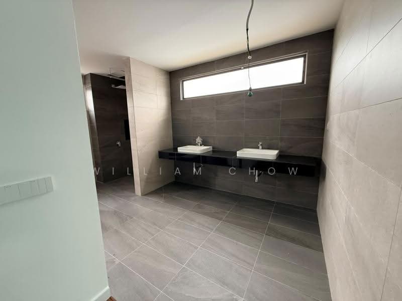Bungalow House for Sale in Kayangan Heights (Shah Alam) - William Chow - Bathroom - PropertyGuru.com.my