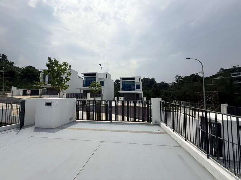 Bungalow House for Sale in Kayangan Heights (Shah Alam) - William Chow - Exterior - PropertyGuru.com.my