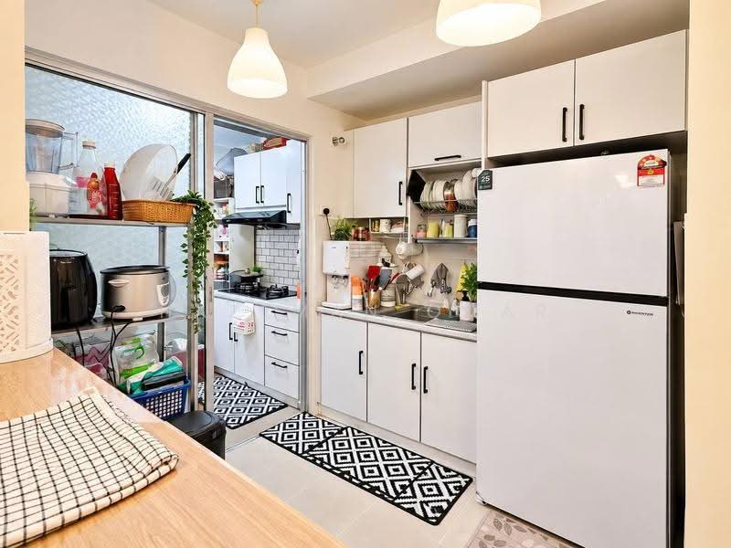Apartment for Sale at Aronia - Hazeman Omar - Kitchen - PropertyGuru.com.my