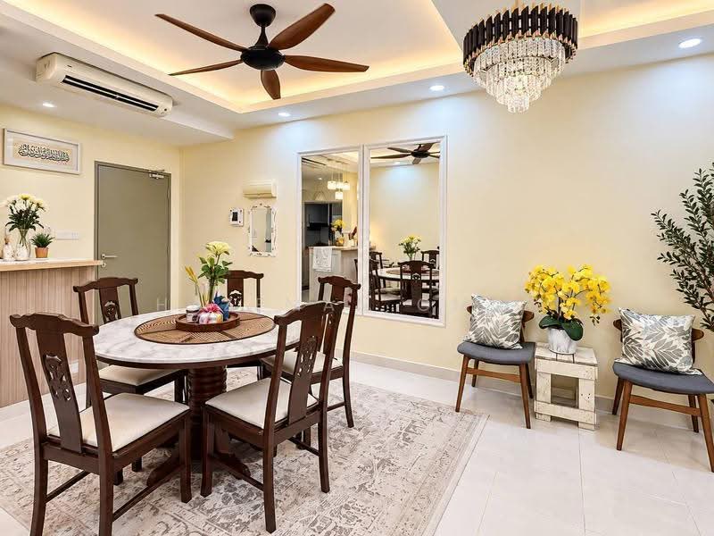 Apartment for Sale at Aronia - Hazeman Omar - Dining Room - PropertyGuru.com.my