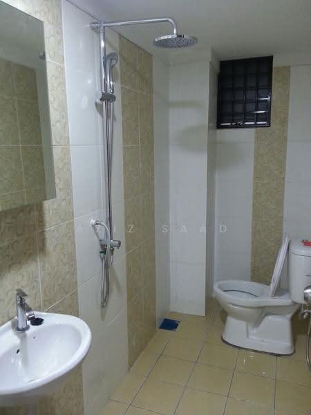 Apartment for Sale at Pangsapuri Orkid - Aziz Saad - Bathroom - PropertyGuru.com.my