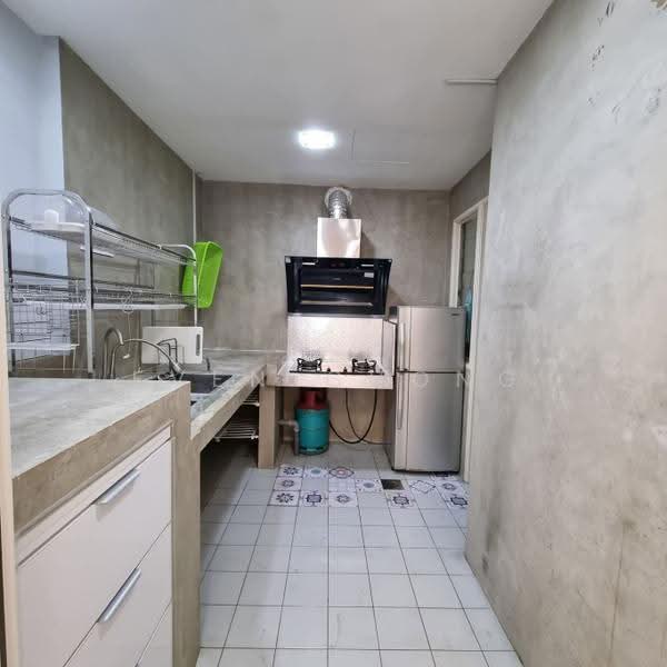 Apartment for Sale at Pangsapuri Ria - Even Chong - Kitchen - PropertyGuru.com.my