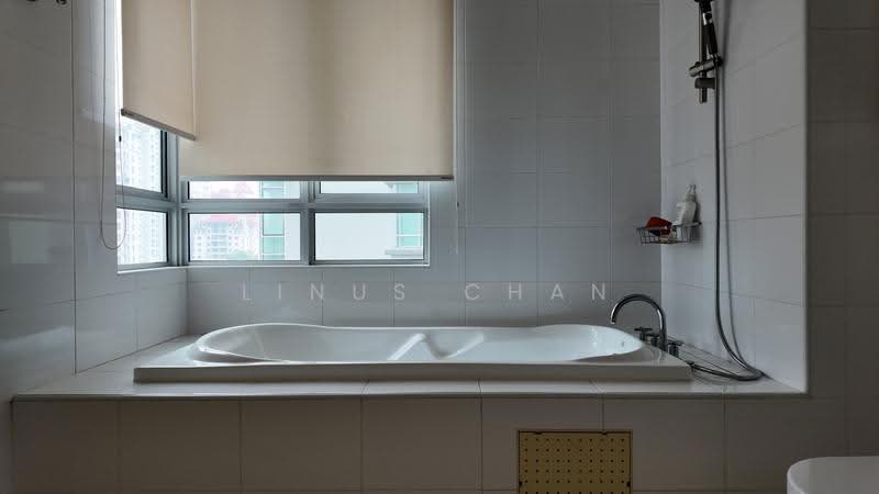 Kediaman Servis untuk Dijual di Solaris Dutamas - Linus Chan - Bathroom - PropertyGuru.com.my