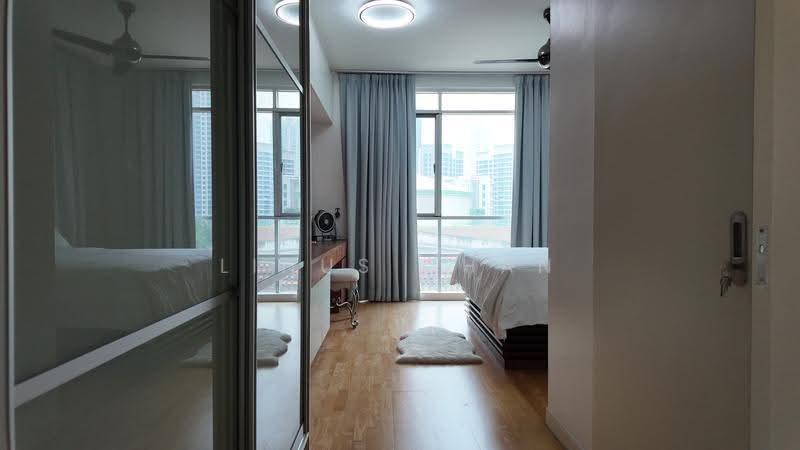 Kediaman Servis untuk Dijual di Solaris Dutamas - Linus Chan - Bedroom - PropertyGuru.com.my