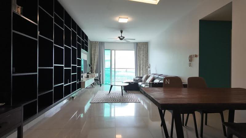 Kediaman Servis untuk Dijual di Solaris Dutamas - Linus Chan - Living Room - PropertyGuru.com.my