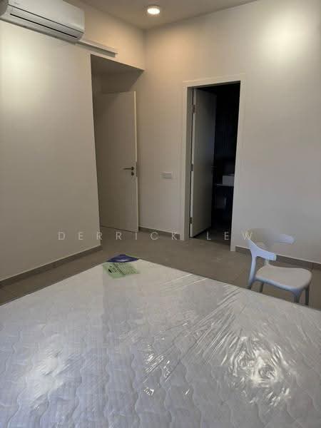 Kediaman Servis untuk Disewa di Parkland Residence @ Kajang 2 - Derrick Lew - Bedroom - PropertyGuru.com.my