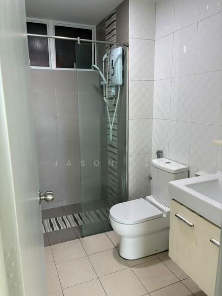 Condominium for Rent at The Zest @ Kinrara 9 - Jason Lee - Bathroom - PropertyGuru.com.my