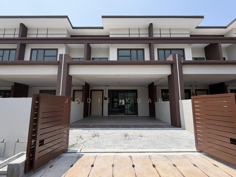 2-storey Terraced House for Sale in Bandar Cyber Ipoh (Bandar Siber) (Ipoh) - Jodie Kuan - Newly Completed Terrace House - PropertyGuru.com.my