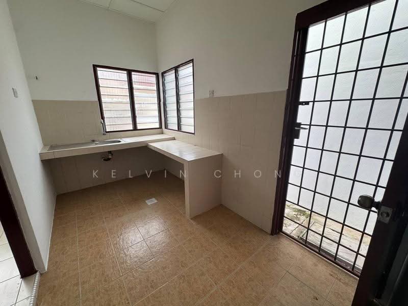 1-storey Terraced House for Sale in Seri Margosa (Ipoh) - Kelvin Chong - Kitchen - PropertyGuru.com.my