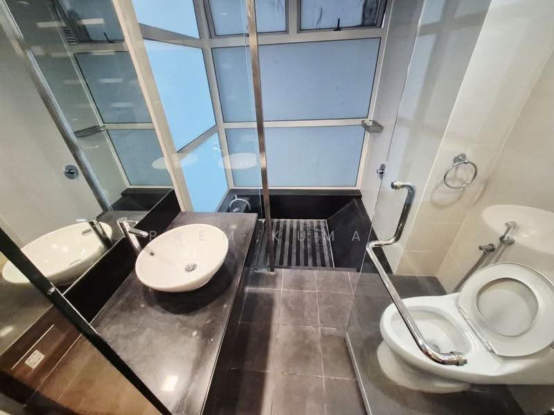Kondominium untuk Disewa di Suasana Sentral Loft - Prem Kumar - Bathroom - PropertyGuru.com.my