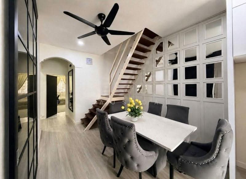 1-storey Terraced House for Sale in Bandar Putra Kulai (Kulai) - Firdaus Dauz - Dining Room - PropertyGuru.com.my